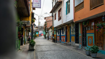 Rue de Guatape Colombie